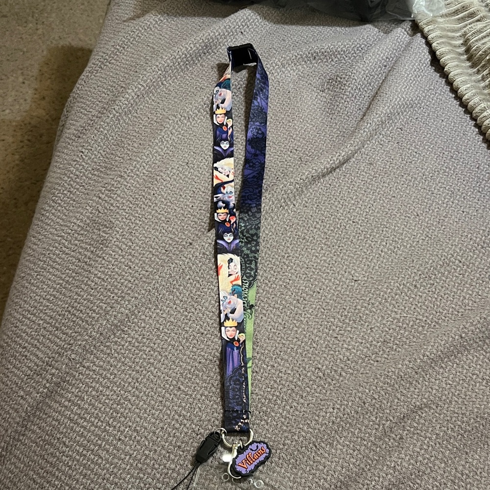 Disney Villains Lanyard with Keychain - Black and Purple
